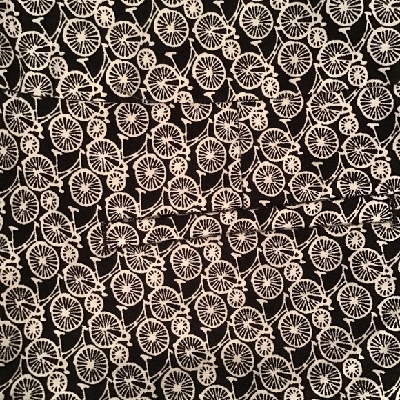 BANANA REPUBLIC ladies shorts bicycles size 10 - Picture 6 of 6